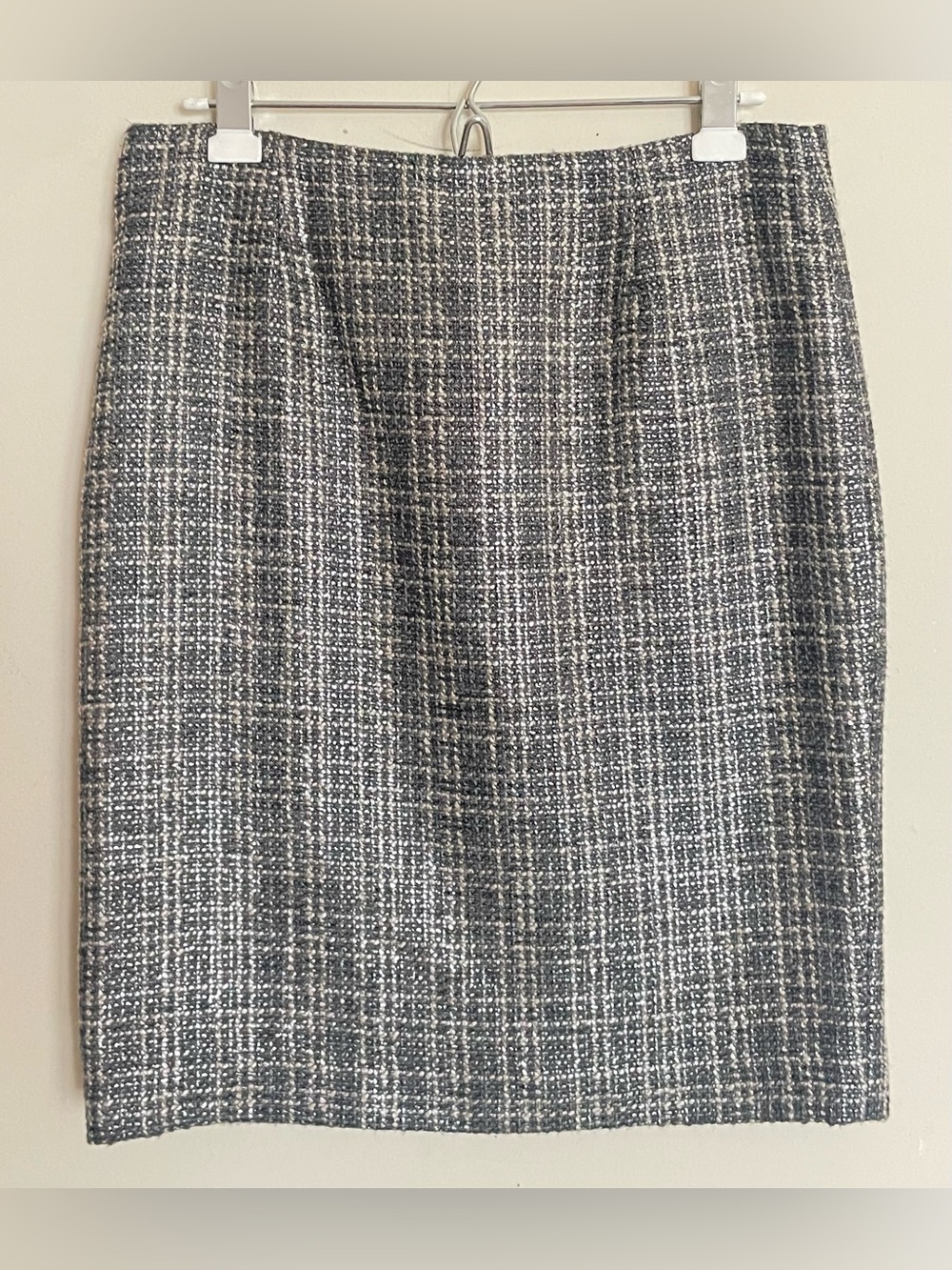 Liz Claiborne Tweed Pencil Skirt with a Silver Shimmer